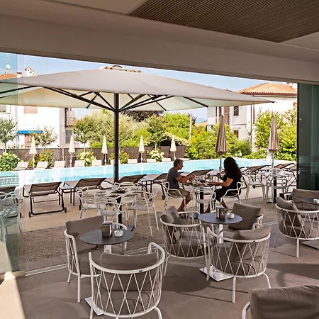 Prada' Eco Apart Otel 4*